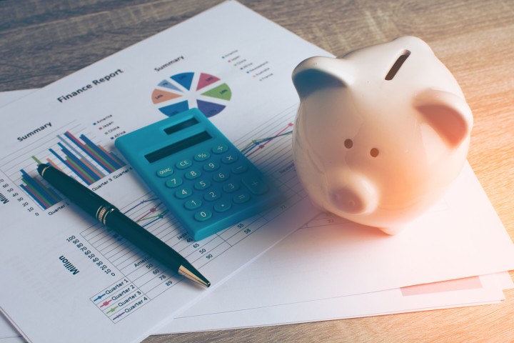 Tools for Budgeting: Pencil, Calculator, Piggy Bank